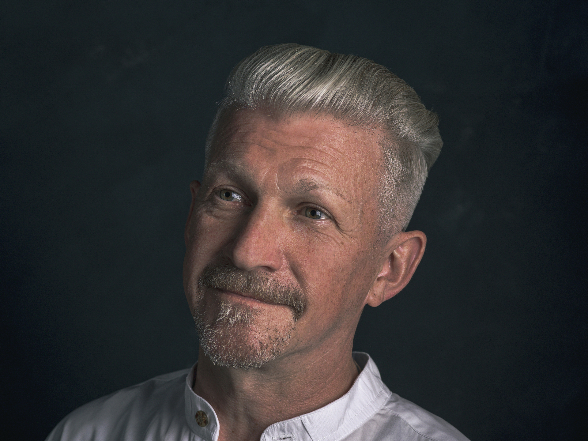Barber working at UNDERFOUND